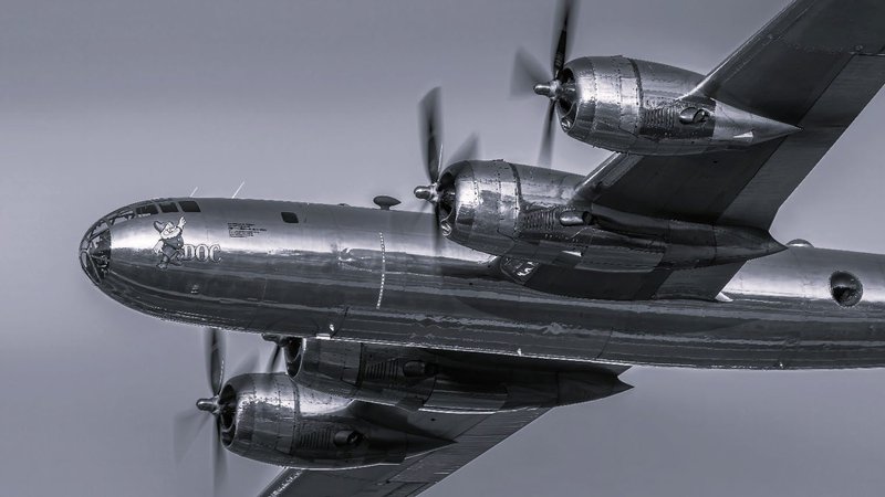 A picture containing plane, airplane, aircraft, old

AI-generated content may be incorrect.