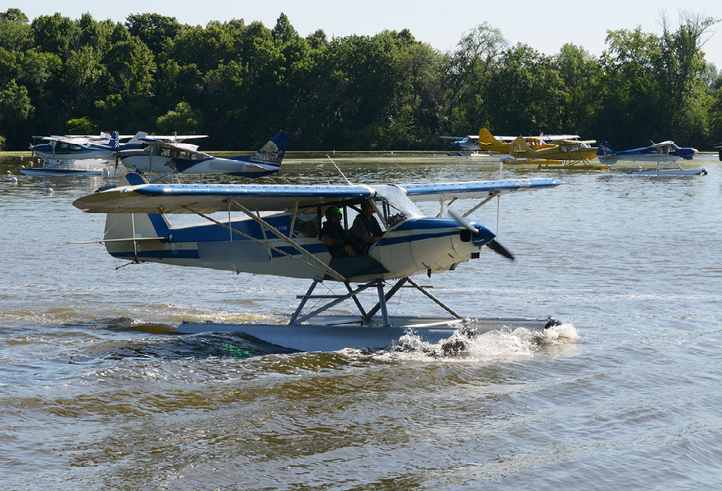 Sea plane