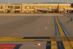 Runway Status Lights - REL-by-Day-(Sunny)-8