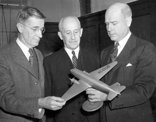 1939, Bush, Wright and Hinckley.