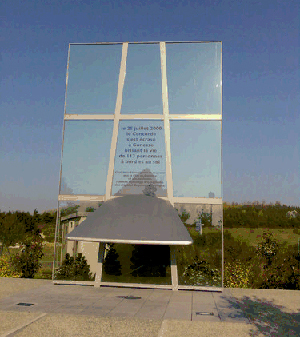 "Air France Flight 4590 memorial Photo copyright Olivier Ferrante - used with permission"