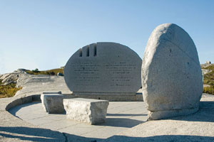 "Photo of Swissair Flight 111 memorial"