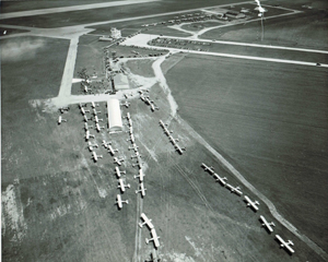 "Photo of Mason City Municipal Airport 1947 Photo copyright Mason City Municipal Airport Manager's Office - used with permission"