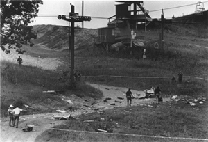 "Photo of wreckage debris field looking approximately 230 degrees Photo copyright Al Fredrickson - used with permission"