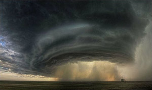 "Photo of a thunderstorm in Montana"