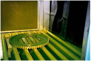 "Fluorescent Penetrant Inspection of a turbine engine disk"