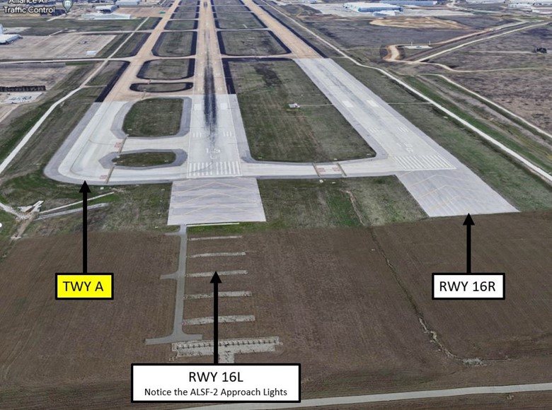 Wrong Surface Landing Risk exists at AFW. Photo of AFW RWY16L showing ALSF-2 approach lines and calling out TXY A and RWY 16 R.
