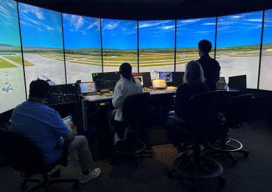 Controllers at FAA Academy simulator